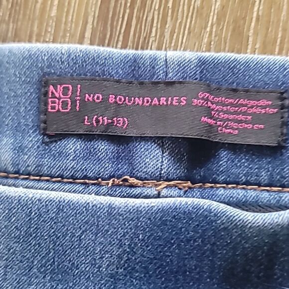 No Boundaries, Jeans, Size 11-13 - Picture 3 of 3